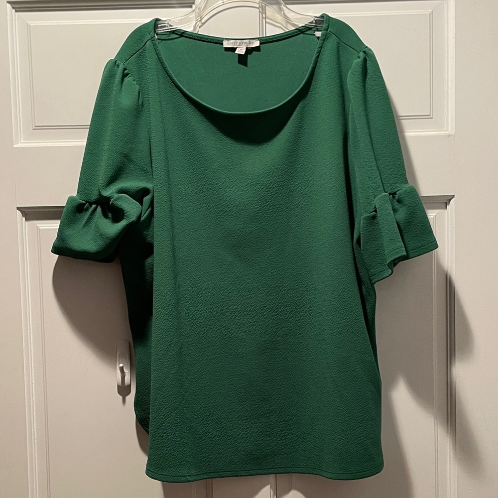 Elegant Green Women's Top